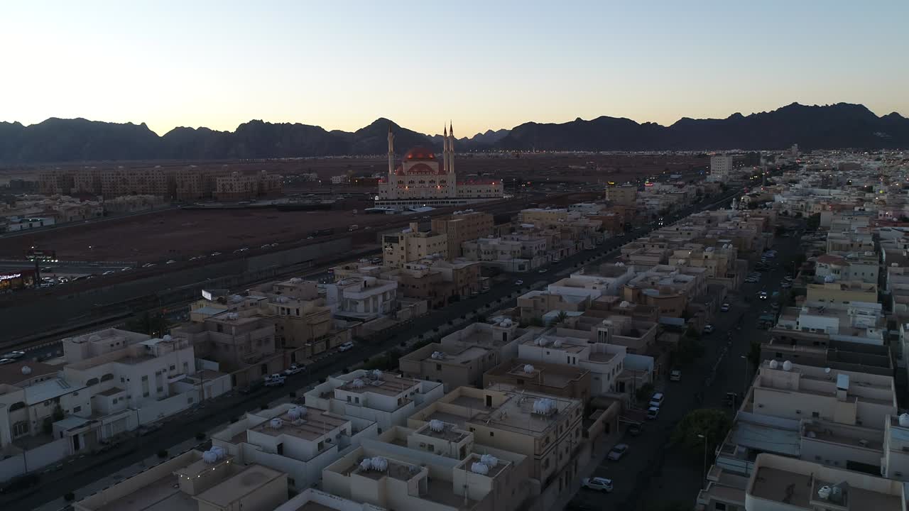 라지 모스크 - 하일