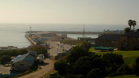 Static-shot-of-Mossel-Bay-harbour-at-sunrise