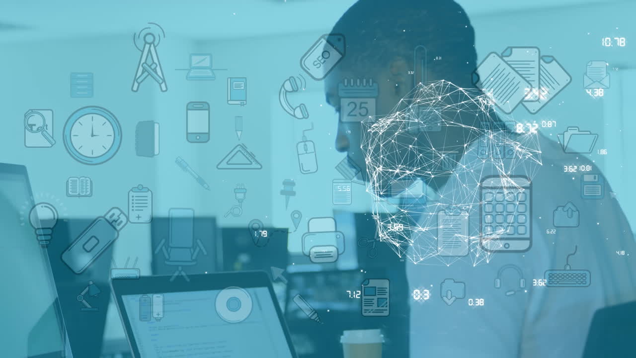 animación de la red de conexiones e iconos de medios sobre el hombre de negocios en el escritorio utilizando la computadora