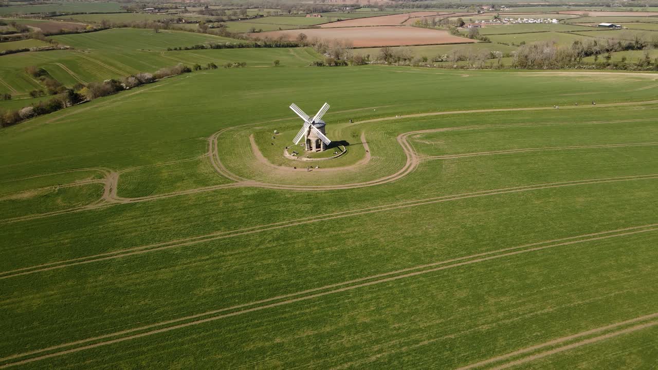 랜드마크 체스터턴 역사적인 풍차 넓은 공중 전망 궤도 오른쪽 건너편 영어 시골 시골 농경지 풍경