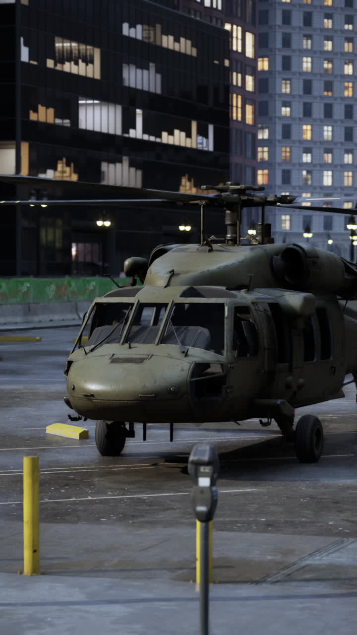 helicóptero black hawk en la ciudad