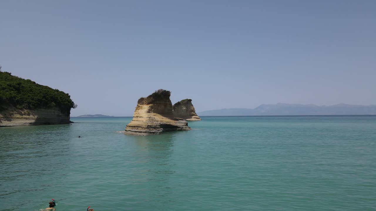 그리스 kanali tou erota beach 공중 드론 영상6.mp4