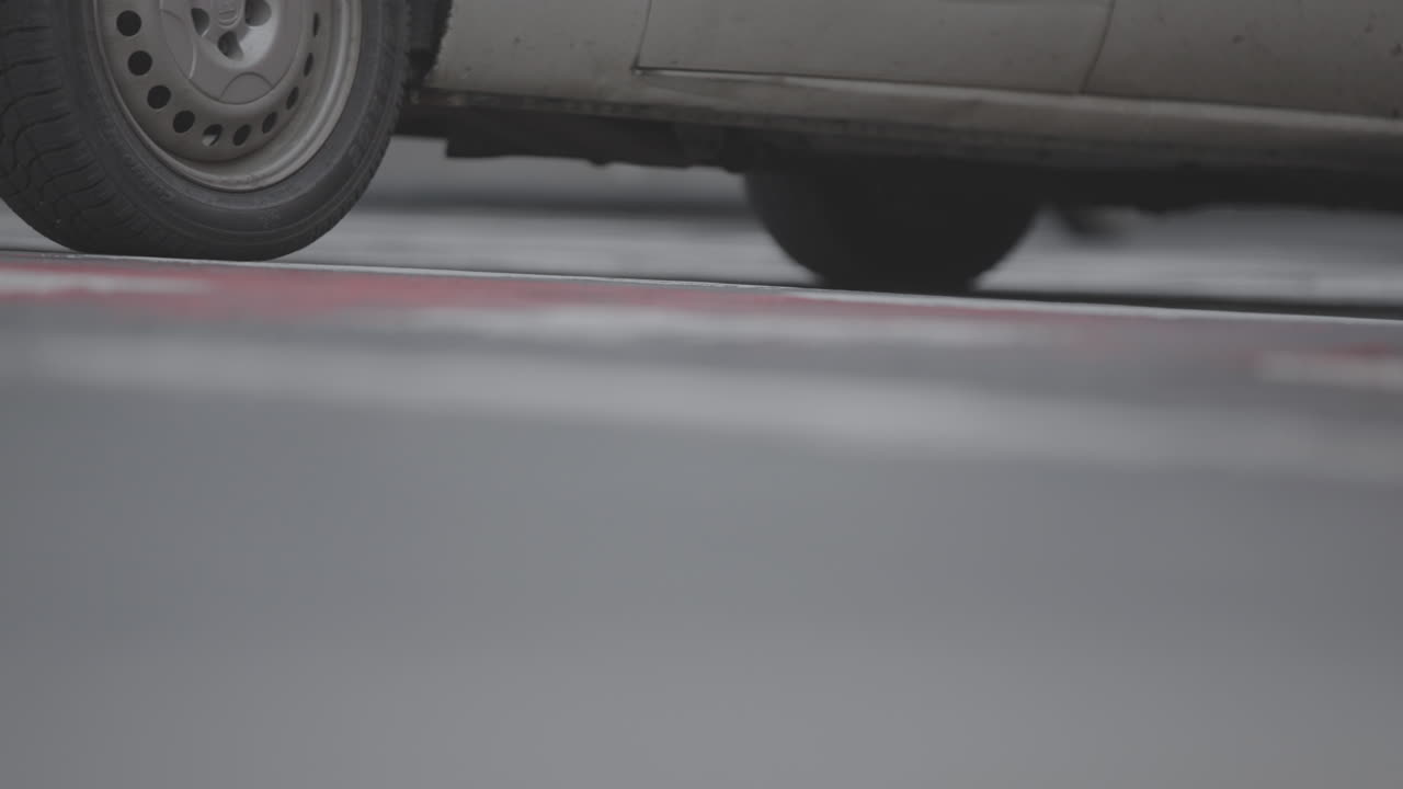 coches en la carretera