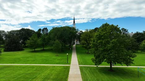 Reverse-dolly-and-upward-motion-at-campus