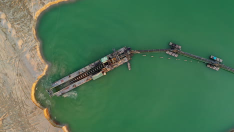 dredger moving sand