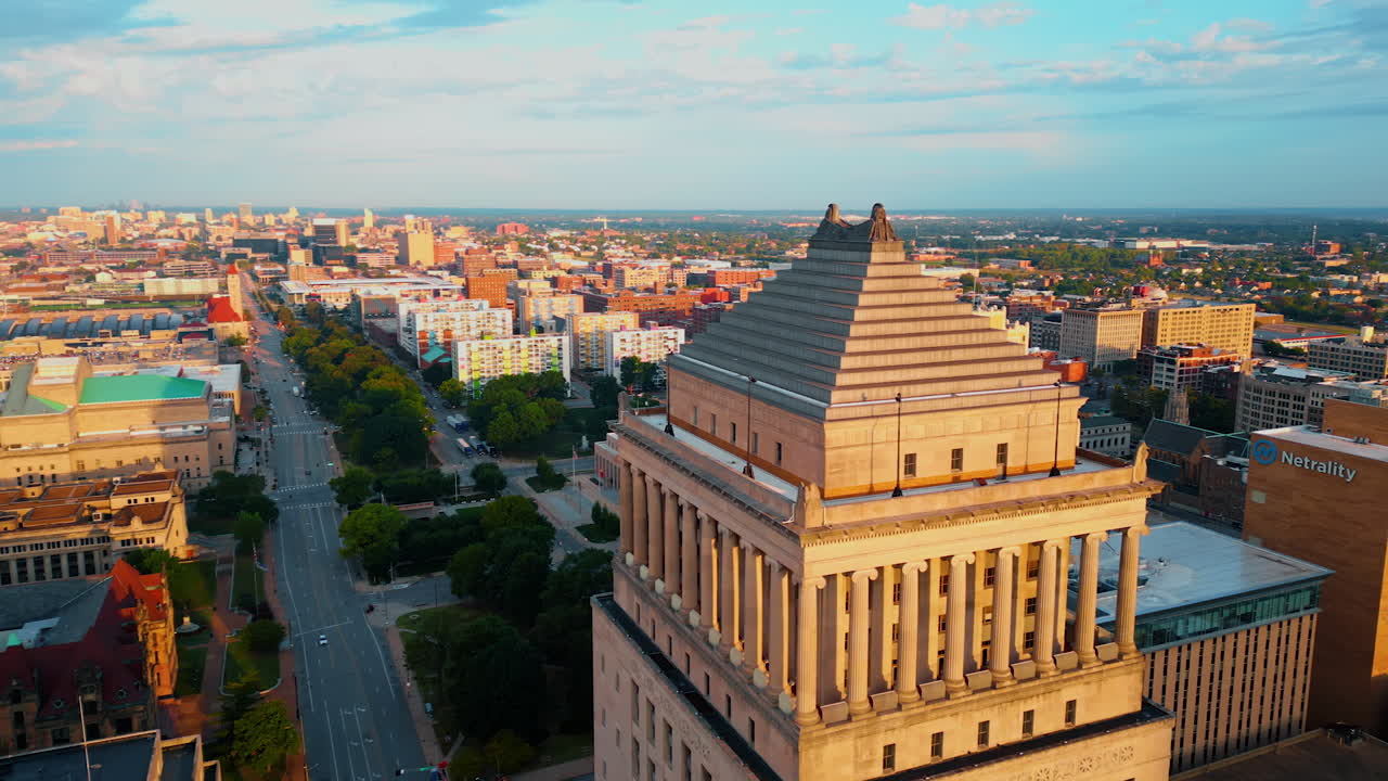 Saint Louis USA, 14 August 2025: Sunset view of the vast cityscape of Saint-Louis, Missouri, USA. Drone footage at the Civil Courts Building