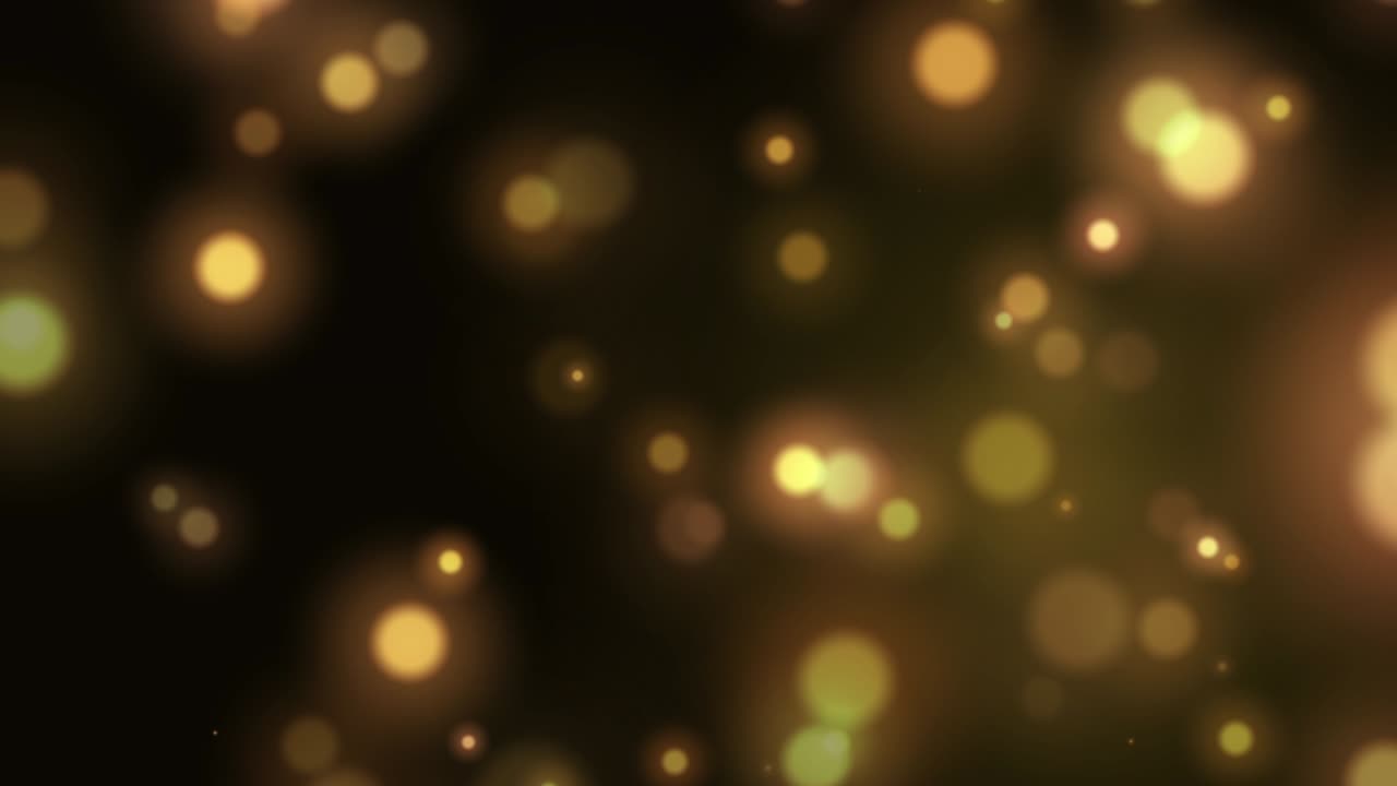 bucle sin costura abstracto esfera brillante oro y partícula amarilla cayendo del cielo sobre fondo negro. telón de fondo y concepto de efecto. luciérnaga como. 4k imágenes de video elemento de diseño gráfico de movimiento.