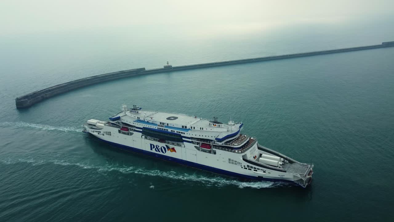 P&amp;O Ferry on the Ocean