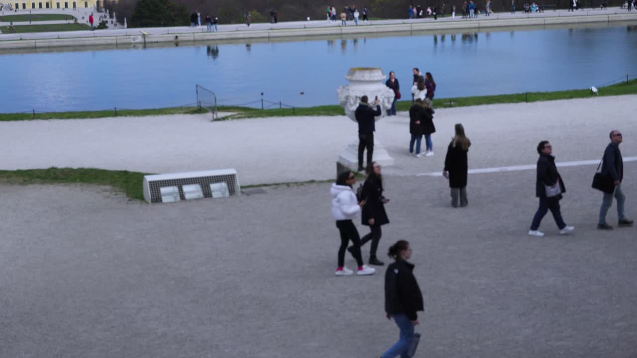 Footage of people strolling around Schönbrunn Palace