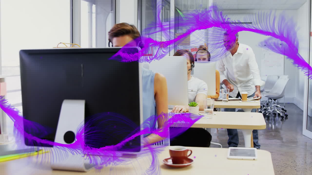 animazione di forme su diverse persone d'affari in ufficio