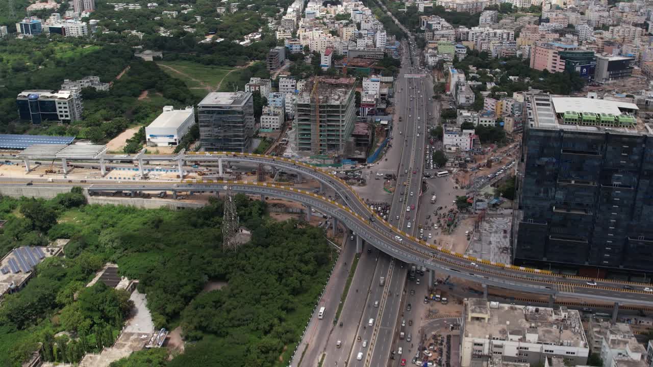 la autopista atraviesa el hermoso escenario de regiones como pune, solapur, hyderabad, suryapet y más