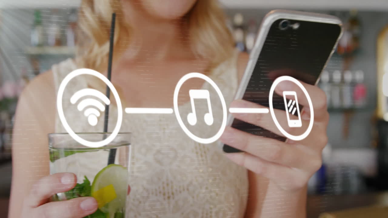 스마트폰에서 레모네이드를 들고 있는 백인 여성에 대한 플로우 차트의 애니메이션