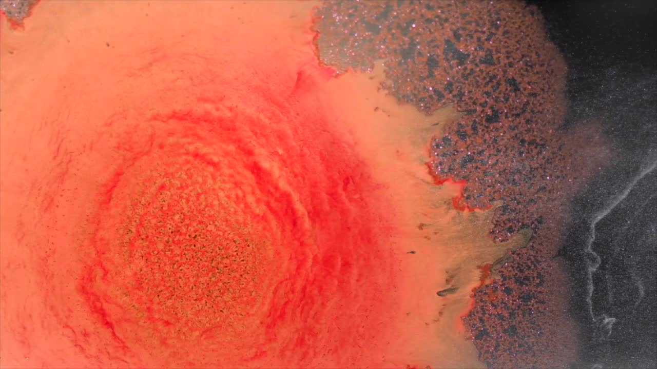 una estrella roja a un millón de años luz de distancia explota silenciosamente en el vacío negro