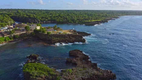 Jagged-coastline-and-river-mouth-at-Boca-de-Yuma,-Caribbean-Sea