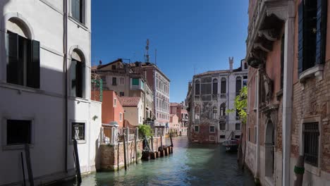 canal de venecia 4k 00