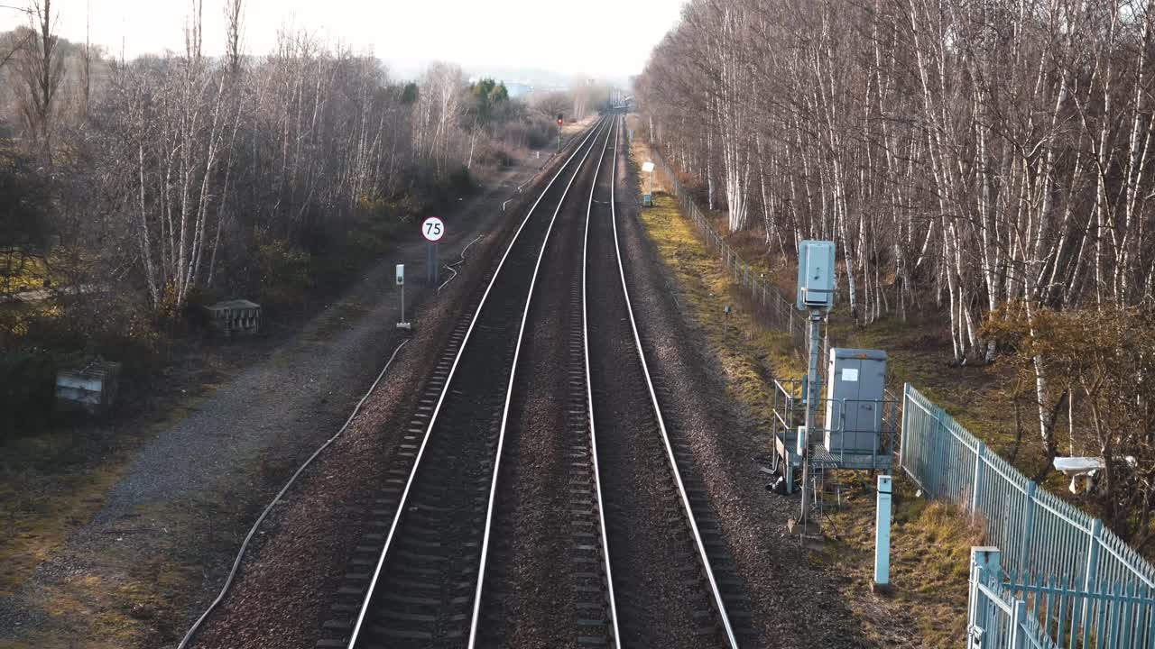 기찻길 위에서 패닝
