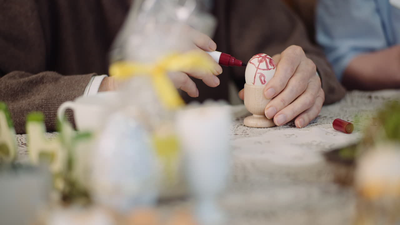 수석 남녀 그림 부활절 달걀 1