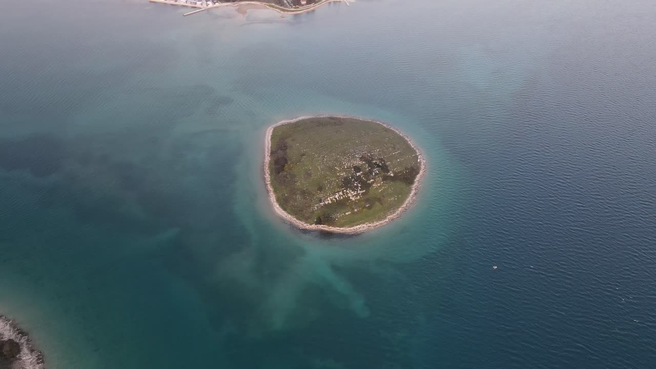 islote parte del archipiélago de zadar, región de dalmacia de croacia