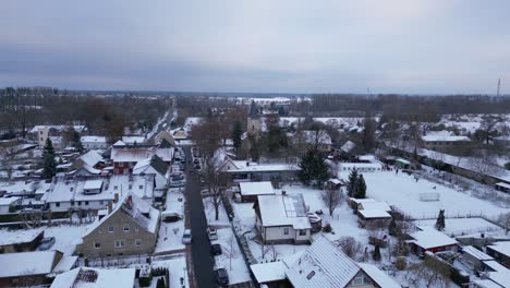 Christmas-market-Winter-Snow-Village,-cloudy-Germany