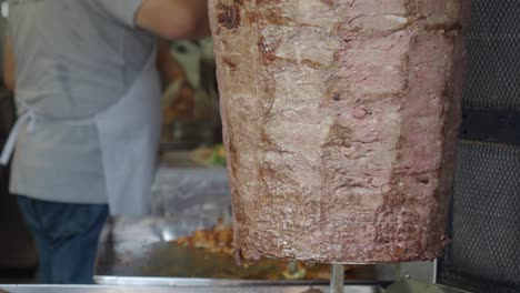cocinar el kebab doner