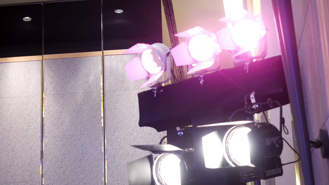 Professional Stage Lighting Equipment