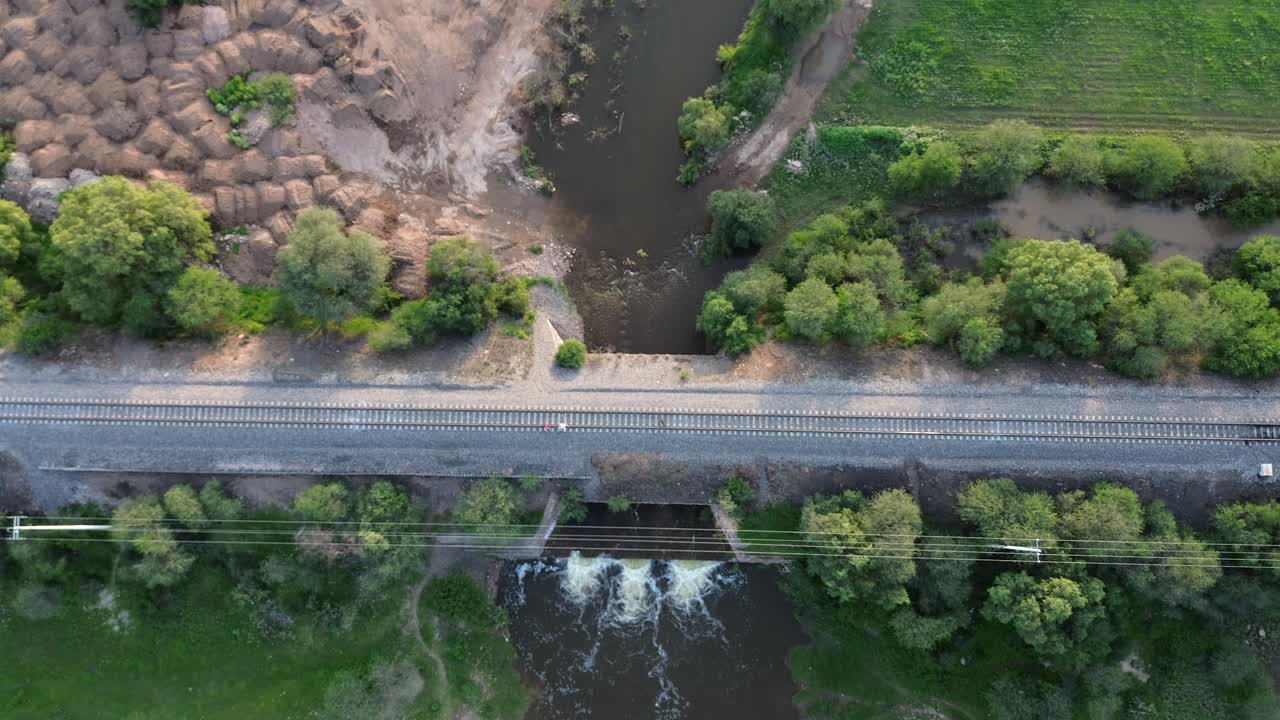 녹색 사막은 영혼을 인도합니다.