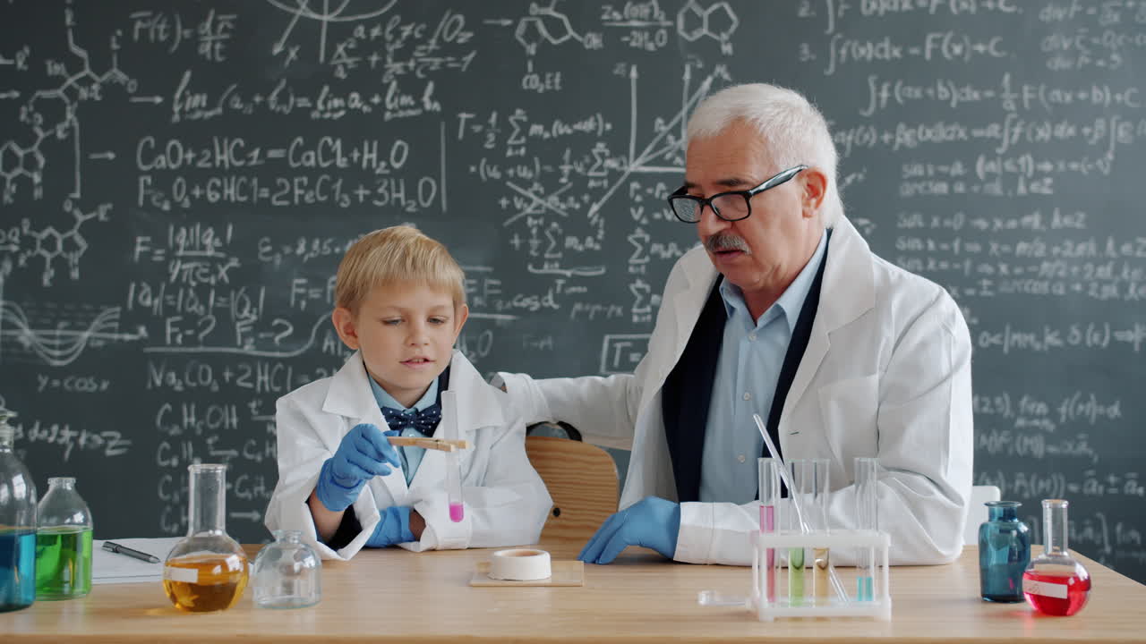 Elementary School Science Experiment