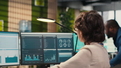vertical video woman advisor engages in brainstorming sessions and data forecasting