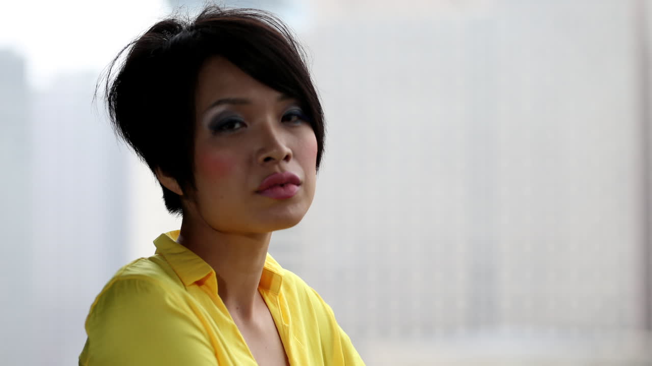 dama bailando lentamente 403