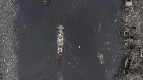 rubbish boat nigeria drone 01