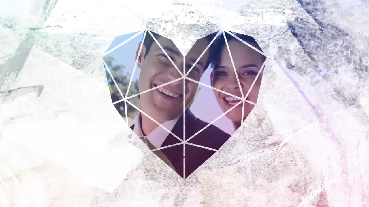 sólo una pareja casada a través de un fondo blanco en forma de corazón