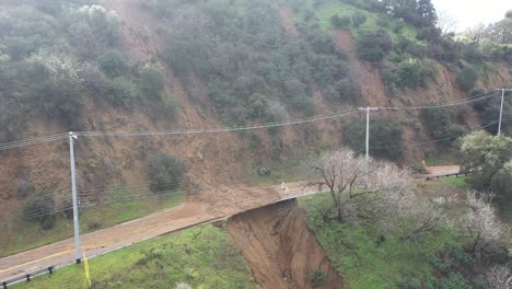 Großer-Erdrutsch-Auf-Der-Canyon-Straße