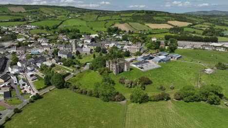 castillo de raphoe, condado de donegal, irlanda, junio de 2023