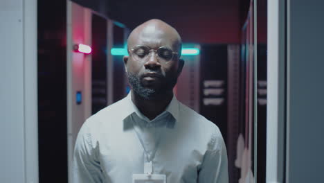it professional in a data center