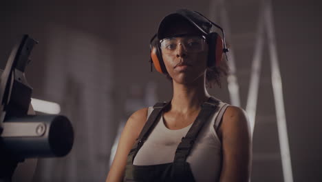female carpenter in a workshop