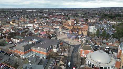 Antena-Drone-Panoramización-Del-Centro-De-La-Ciudad-De-Braintree-Essex,-Reino-Unido