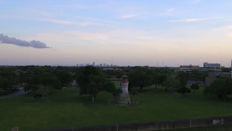 Preserved-Lighthouse-in-New-Orleans,-La