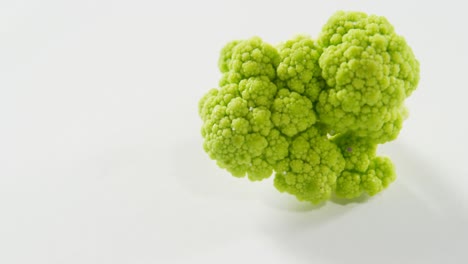 Green-cauliflower-on-white-background-4K-4k