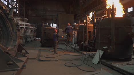 metal casting process in a foundry
