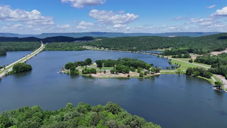 Drone-shot-of-Marion-County-Park-and-Nickajack-Lake-in-Tennessee