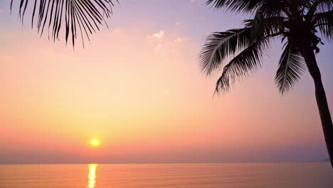 Paraíso-Tropical-Mágico-Paisaje-De-Puesta-De-Sol