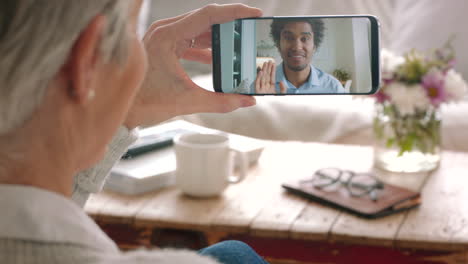 lengua de señas, videollamadas y comunicación telefónica