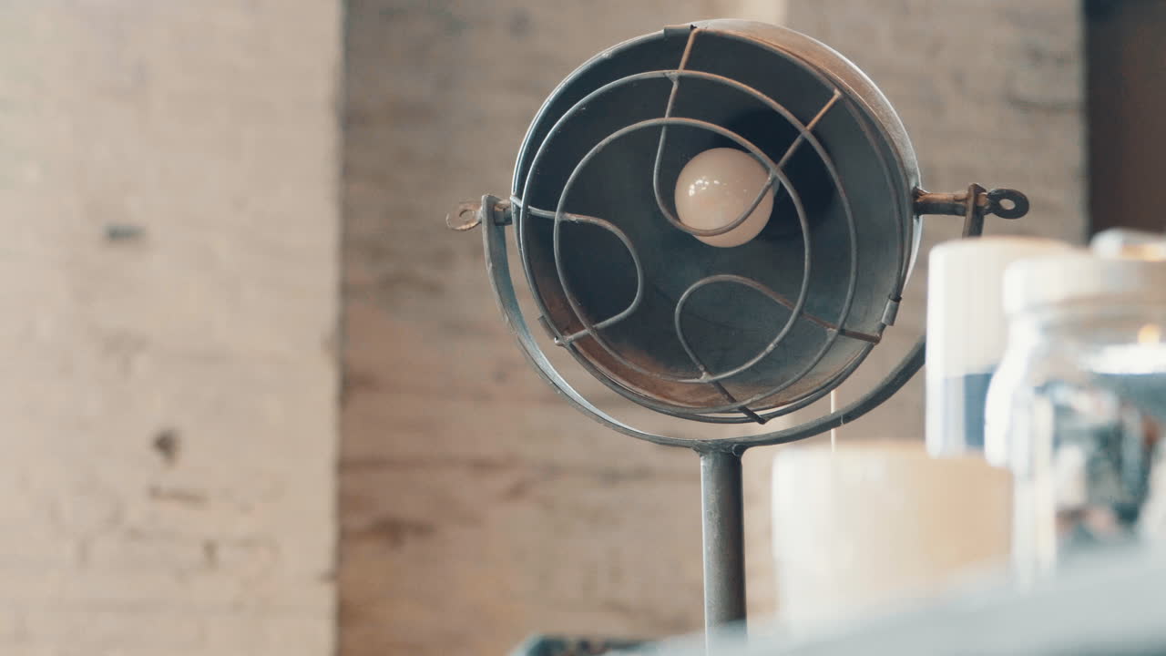 산업용 사무실 건물의 산업용 램프