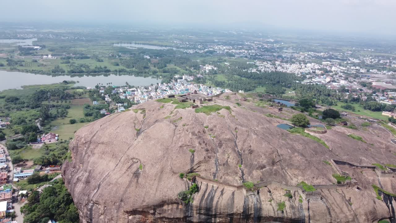 estableciendo una toma de drone del histórico fuerte de dindigul, tamil nadu, india