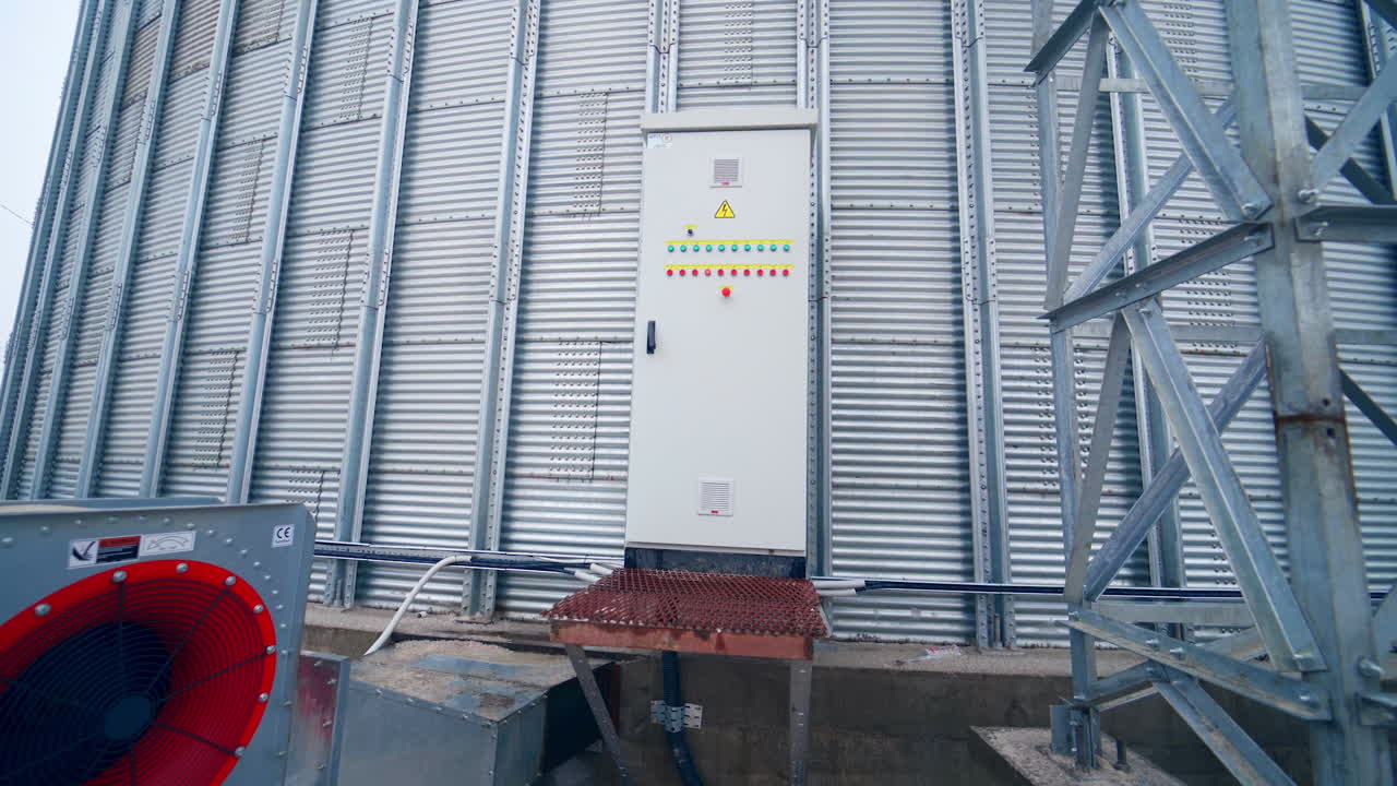 Grain storage generator. Grain storage generator with big metal tank