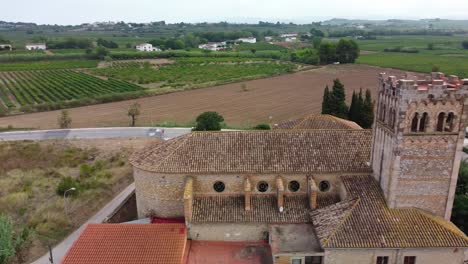 Pfarrei-Santa-María-De-Vallformosa,-Vilobi-Del-Penedes,-Barcelona