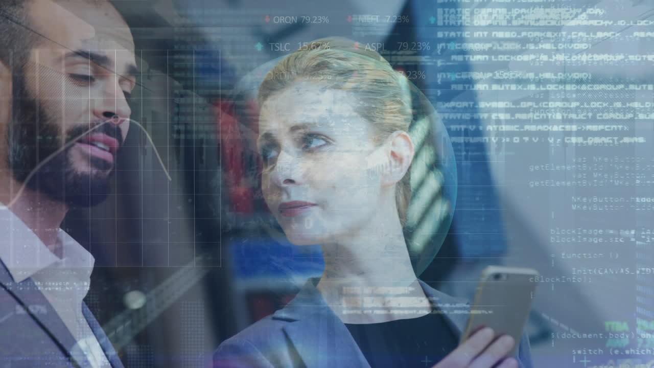 animación del procesamiento de datos y el mundo sobre diversas personas de negocios