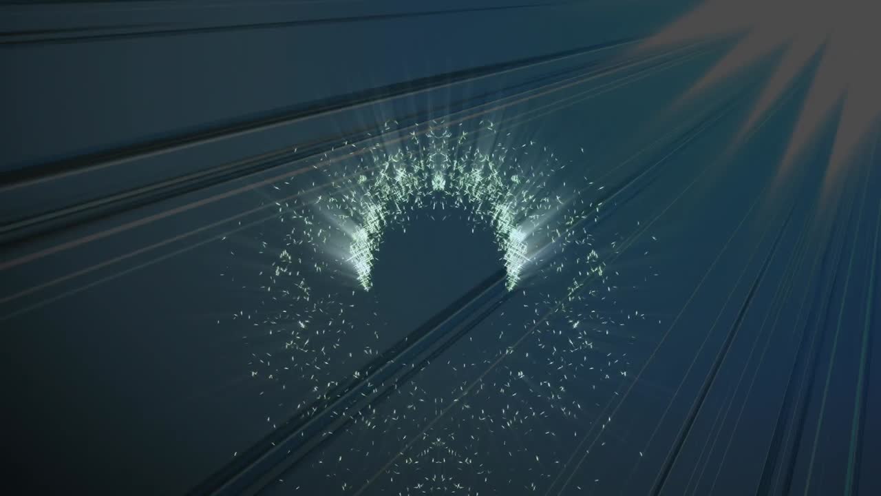 검은색에 반 ⁇ 이는 빛  ⁇ 어리 위에서 원형으로 움직이는 빛나는  ⁇  입자의 애니메이션