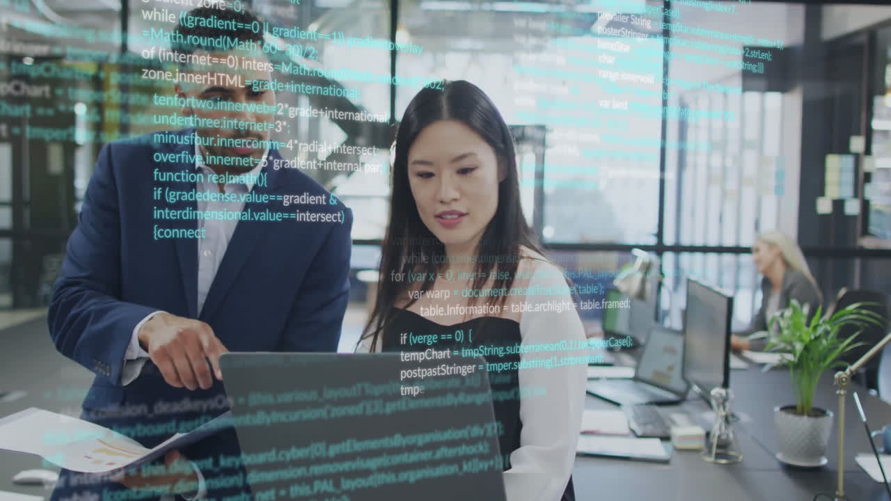 사무실에서 다양한 비즈니스 사람들 위에서 디지털 데이터 처리의 애니메이션