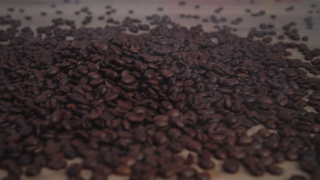 granos de café en la fábrica